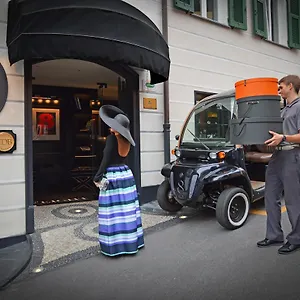 Eight Hotell