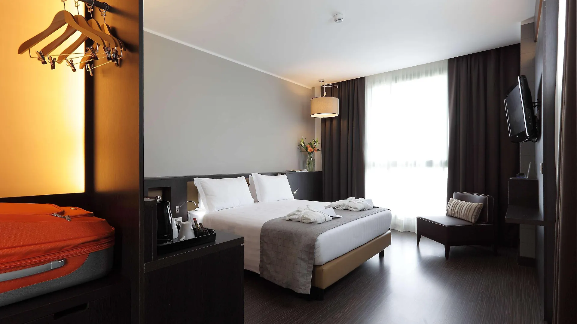 Best Western Premier Chc Airport Janov