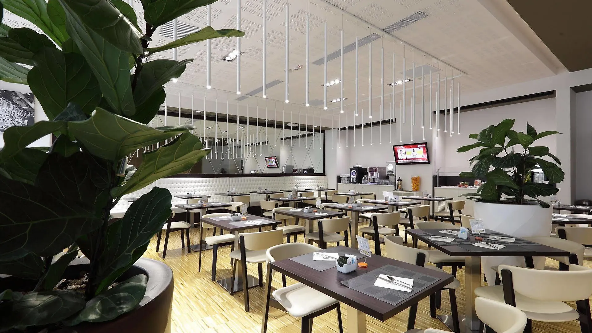 Best Western Premier Chc Airport Janov 4*,  Itálie
