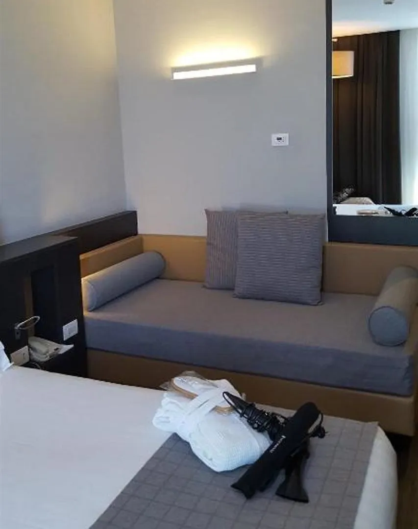 Best Western Premier Chc Airport Janov
